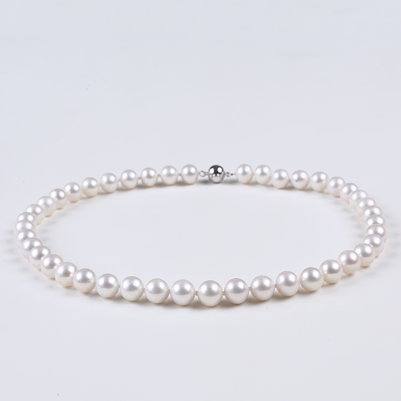 Classic High Qualtiy Natural Freshwater Round Pearl Necklace for Festival Gift